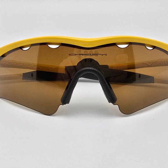 Oakley Custom M Frame Yellow Frame Vented Golf Gold Iridium Hybris S Sunglasses - Picture 10 of 12